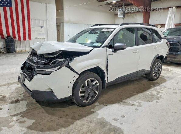 JF2SLSED5SH456928 2025 SUBARU FORESTER Белый Передняя левая четверть