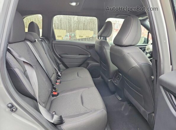 JF2SLSED6SH454136 2025 SUBARU FORESTER Silver Вид задніх сидінь