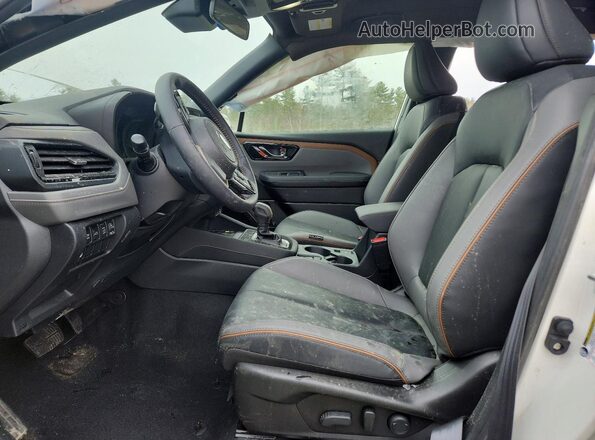 JF2SLSJD2SH454043 2025 SUBARU FORESTER Белый Вид салона спереди