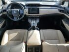 2018 Honda Clarity Touring White vin: JHMZC5F34JC008355