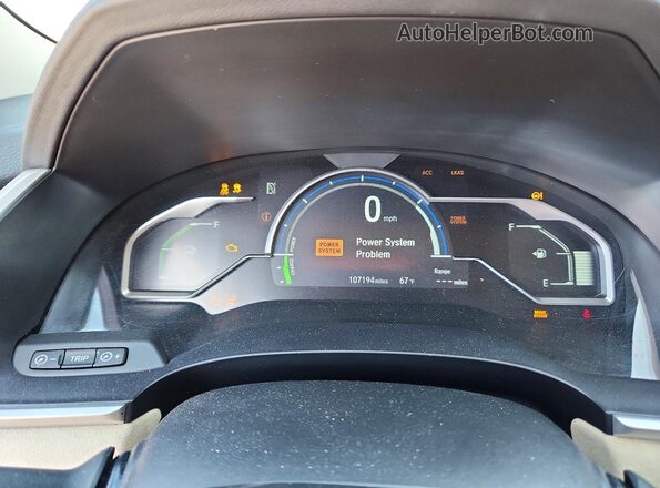 JHMZC5F38JC005118 2018 HONDA CLARITY Red Սարքավորումների վահանակի տեսք