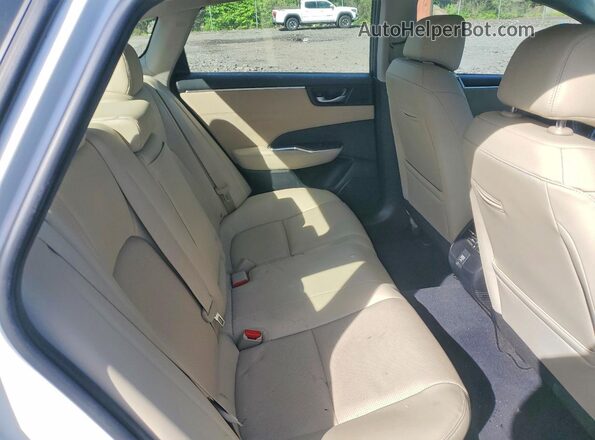 JHMZC5F39JC016581 2018 HONDA CLARITY Белый Вид задних сидений