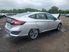 2018 Honda Clarity Touring Серебряный vin: JHMZC5F39JC019075