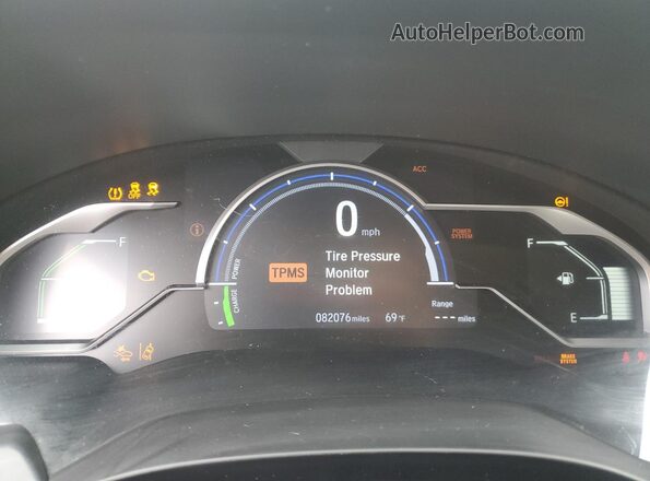 JHMZC5F39JC019075 2018 HONDA CLARITY Серебряный Вид щитка приборов