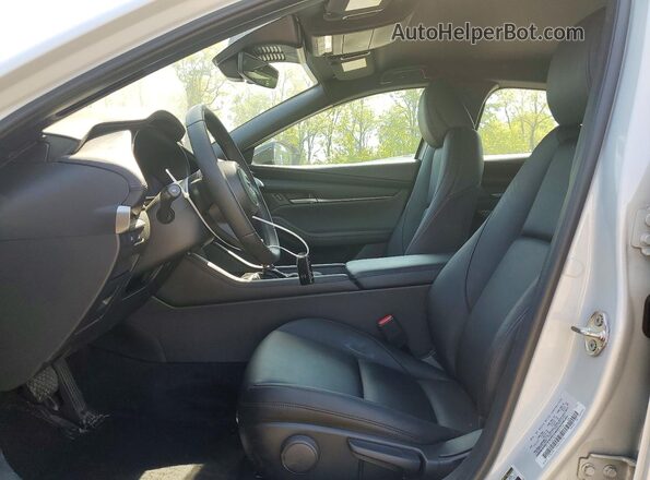 JM1BPAKM0S1785109 2025 MAZDA 3 Серебряный Вид салона спереди