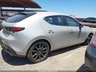 2025 Mazda Mazda3 2.5 S Select Sport Желто-коричневый vin: JM1BPAKM1S1753804