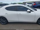 2019 Mazda Mazda3   Белый vin: JM1BPALM0K1109063