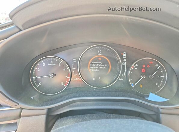 JM1BPALM9K1105416 2019 MAZDA 3 Red Widok zestawu wskaźników