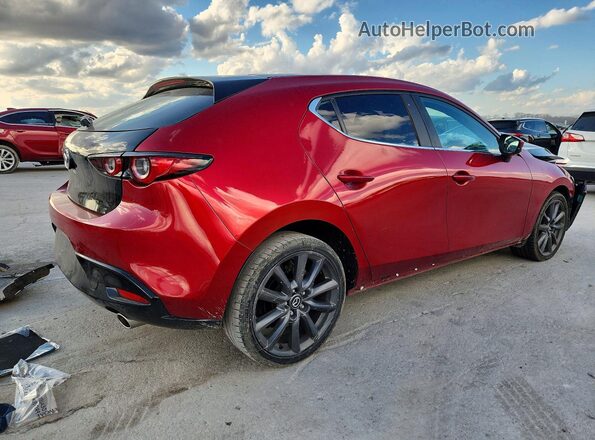 JM1BPALMXR1653340 2024 MAZDA 3 Red Trasero derecho