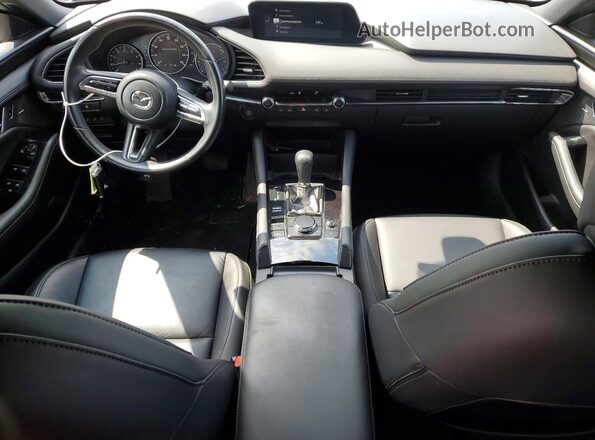 JM1BPAMM8K1143153 2019 MAZDA 3 Red Вид панелі приладів
