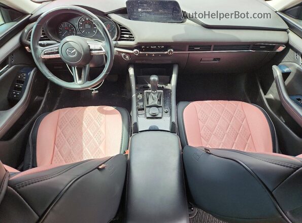 JM1BPBAM6K1115331 2019 MAZDA 3 Red Вид панелі приладів