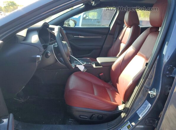 JM1BPBLL8T1860622 2026 MAZDA 3 Gray Widok wnętrza z przodu