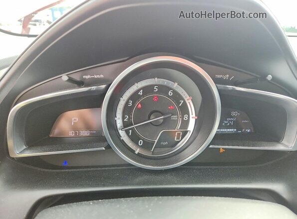 JM1DKBD73G0119282 2016 MAZDA CX-3 Red Instrument cluster view