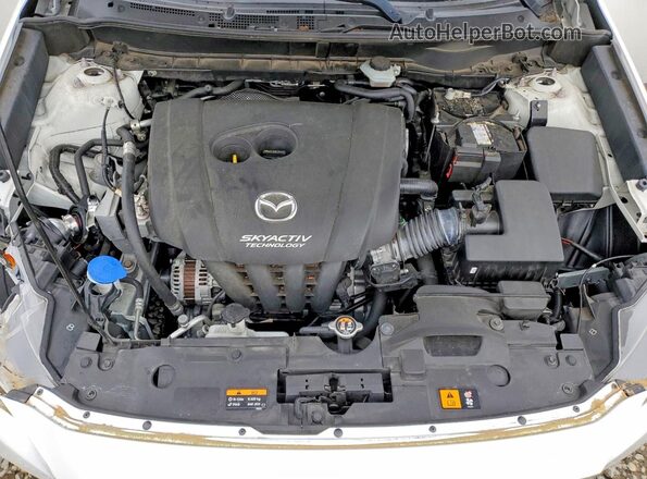 JM1DKDB71K1421297 2019 MAZDA CX-3 White Widok wnętrza z tyłu