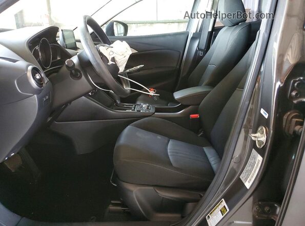 JM1DKDB72L1474818 2020 MAZDA CX-3 Gray Widok wnętrza z przodu