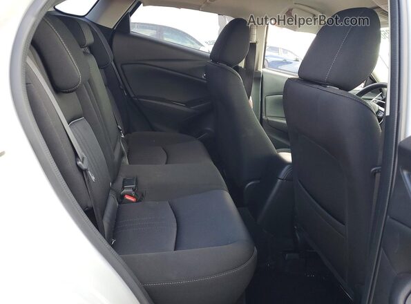 JM1DKDB73K1450042 2019 MAZDA CX-3 Белый Вид задних сидений