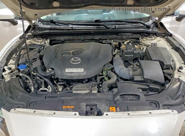 JM1GL1TY3M1609483 2021 MAZDA 6 White Вид задньої частини салону