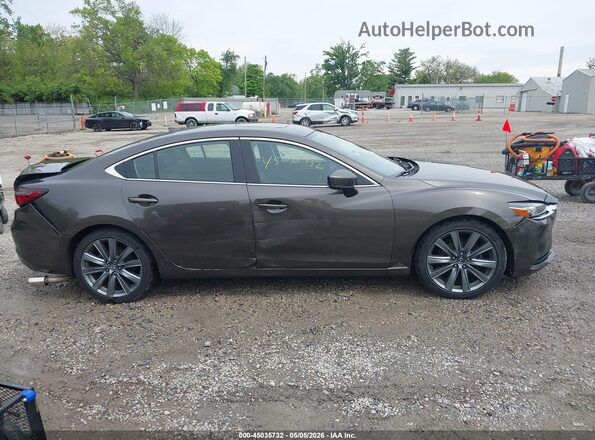 JM1GL1TY8J1321633 2018 MAZDA 6 Коричневый Вид задней части салона