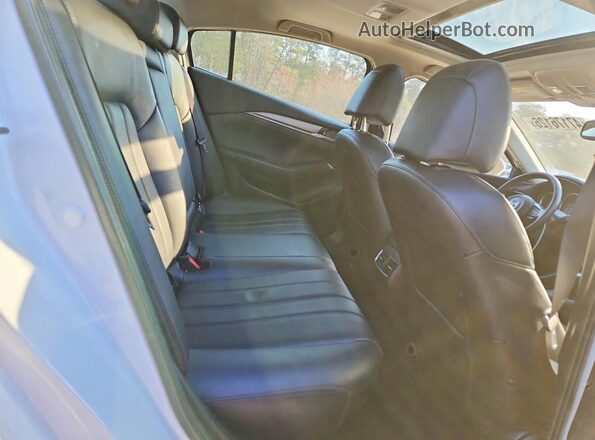 JM1GL1TY8M1619040 2021 MAZDA 6 White Vista de los asientos traseros