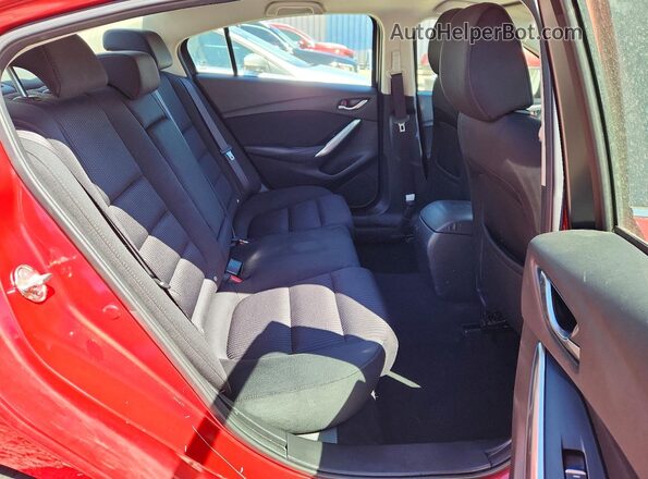 JM1GL1U54H1126045 2017 MAZDA 6 Красный Вид задних сидений