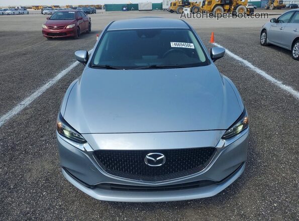 JM1GL1UM0J1336641 2018 MAZDA 6 Серебряный Вид спереди