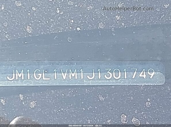 JM1GL1VM1J1301749 2018 MAZDA 6 Blue Вид підкапотного простору