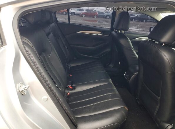 JM1GL1VMXJ1307369 2018 MAZDA 6 Серебряный Вид задних сидений