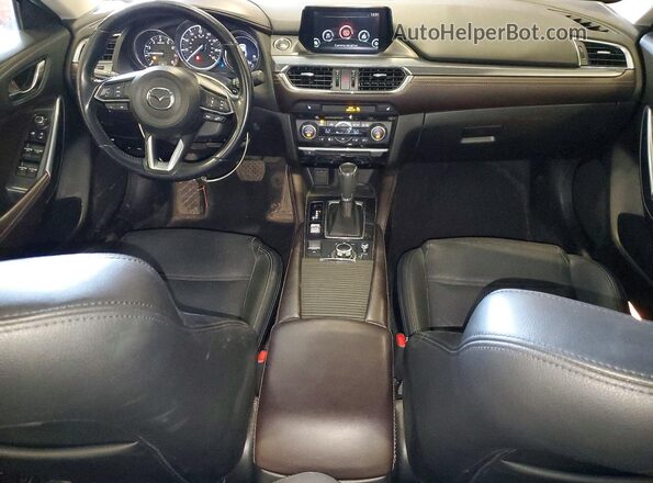 JM1GL1W52H1126803 2017 MAZDA 6 Красный Вид панели приборов