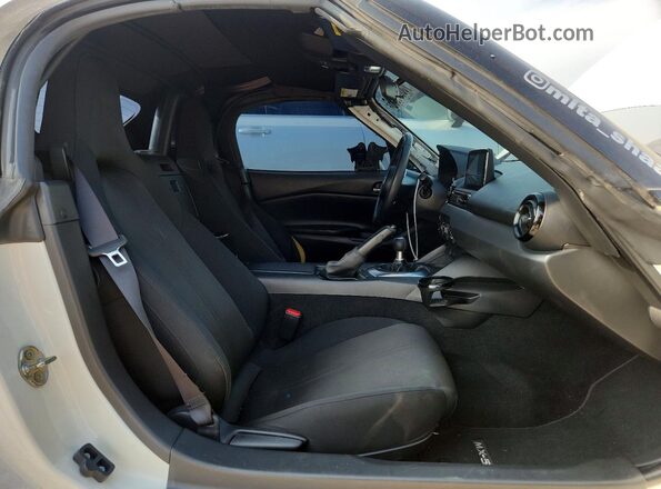 JM1NDAB77M0460448 2021 MAZDA MX-5 Two Tone Vista de los asientos traseros