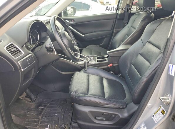 JM3KE2DY2G0866208 2016 MAZDA CX-5 Серебряный Вид салона спереди