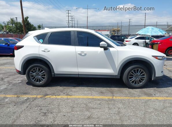 JM3KFABLXH0113395 2017 MAZDA CX-5 Белый Вид задней части салона
