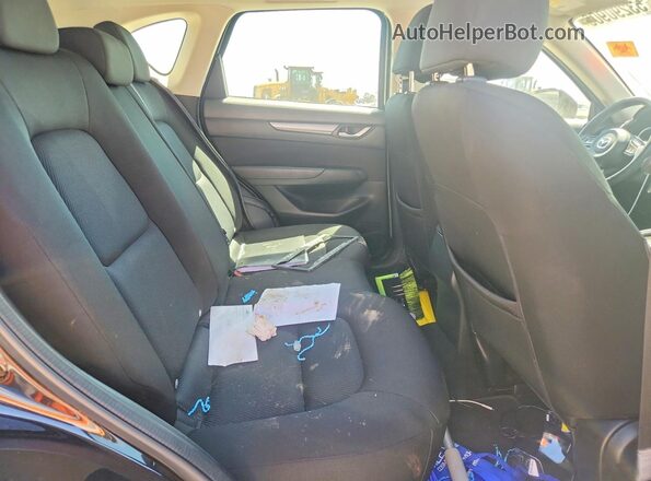 JM3KFABM9J1421537 2018 MAZDA CX-5 Черный Вид задней части салона