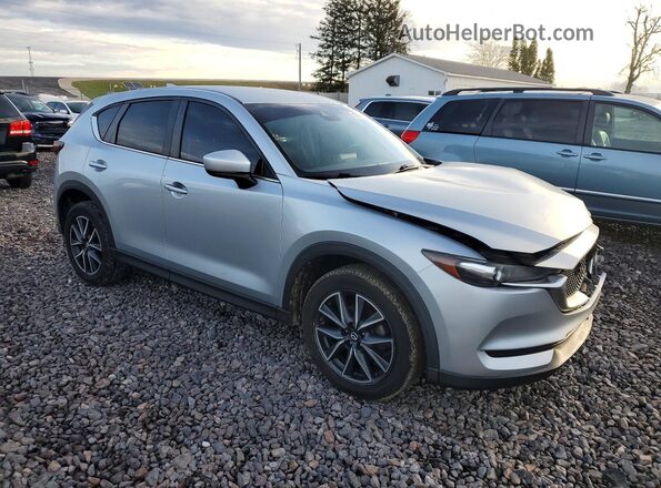 JM3KFACM1J0324966 2018 MAZDA CX-5 Серебряный Передняя правая четверть