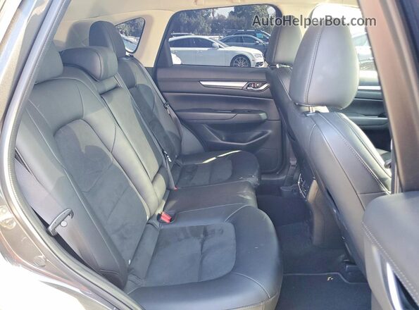 JM3KFACM5K0646320 2019 MAZDA CX-5 Серый Вид задней части салона