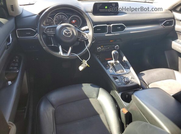 JM3KFACM6J1390083 2018 MAZDA CX-5 Серый Вид панели приборов