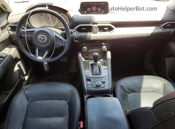 JM3KFADL1H0106168 2017 MAZDA CX-5 Красный Вид панели приборов