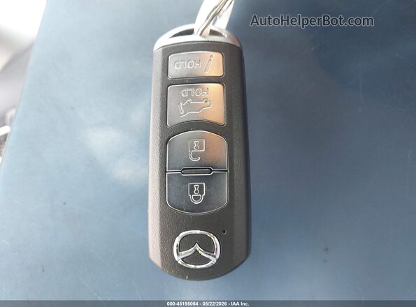 JM3KFADL7H0161840 2017 MAZDA CX-5 Red Vista del salpicadero