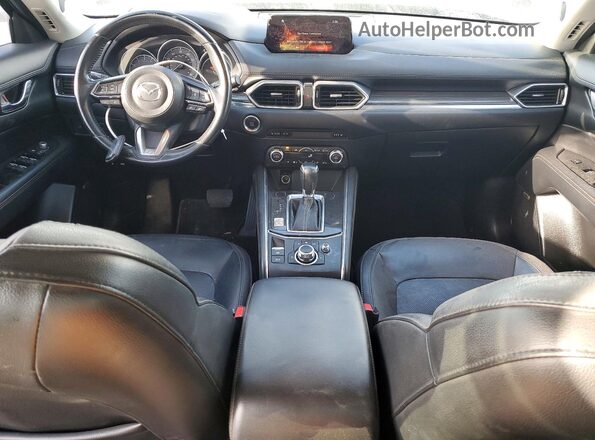 JM3KFADM1J1329643 2018 MAZDA CX-5 Blue Dashboard view