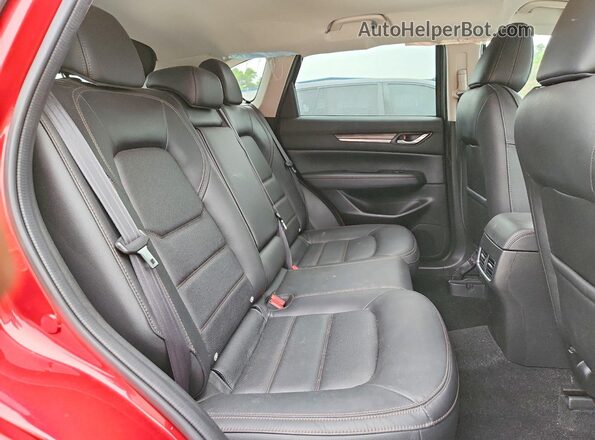 JM3KFADM3K1579869 2019 MAZDA CX-5 Красный Вид задней части салона