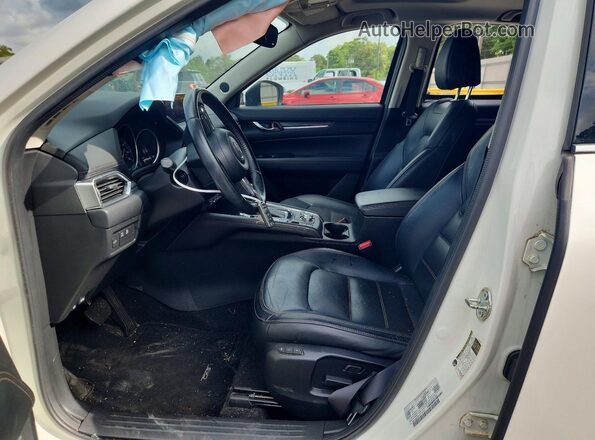 JM3KFADM9J0374707 2018 MAZDA CX-5 Белый Вид салона спереди