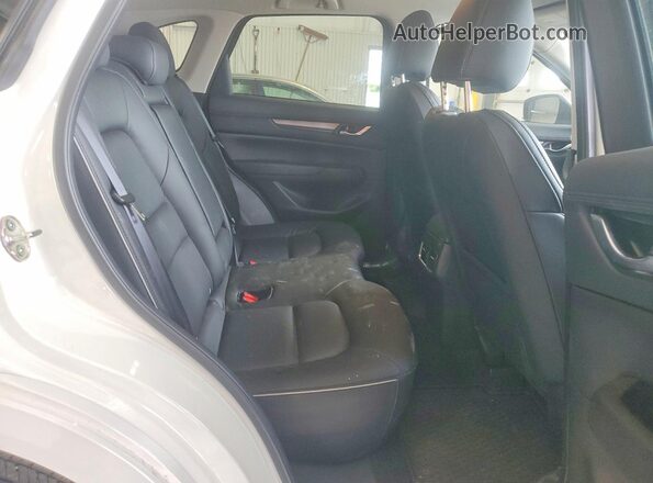 JM3KFBBL2S0627173 2025 MAZDA CX-5 White Widok wnętrza z tyłu