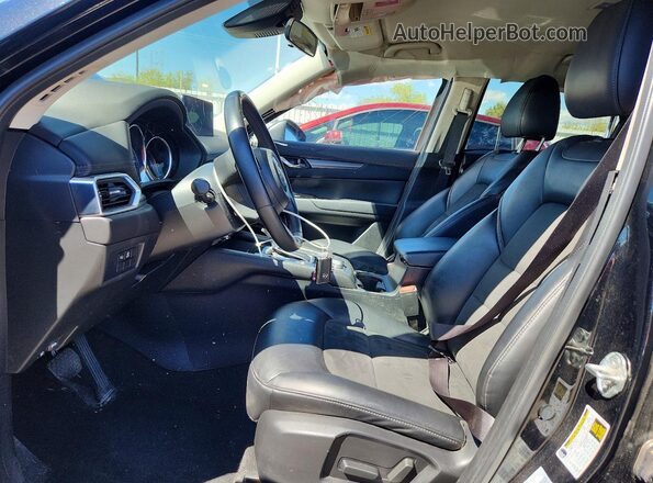 JM3KFBBM5P0181097 2023 MAZDA CX-5 Черный Вид салона спереди