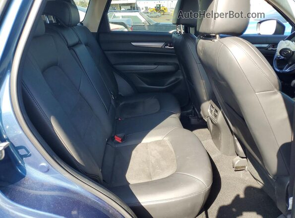 JM3KFBCL6H0159908 2017 MAZDA CX-5 Blue Вид задньої частини салону