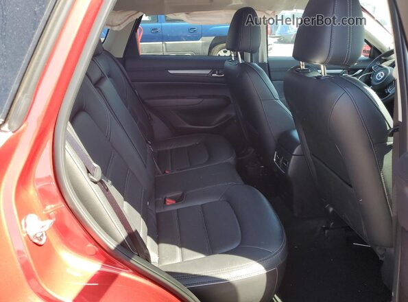 JM3KFBCM5S0762008 2025 MAZDA CX-5 Красный Вид задней части салона
