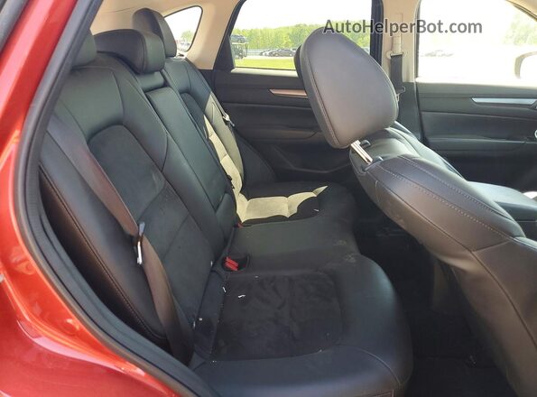 JM3KFBCM7J0430909 2018 MAZDA CX-5 Red Widok wnętrza z tyłu