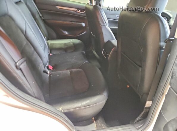 JM3KFBCM8J0353256 2018 MAZDA CX-5 White Հետևի նստատեղերի տեսք