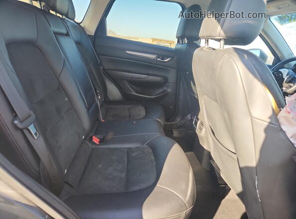 JM3KFBCM9J0435206 2018 MAZDA CX-5 Gray Widok tylnych siedzeń