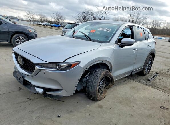 JM3KFBCMXL0724047 2020 MAZDA CX-5 Серебряный Передняя левая четверть