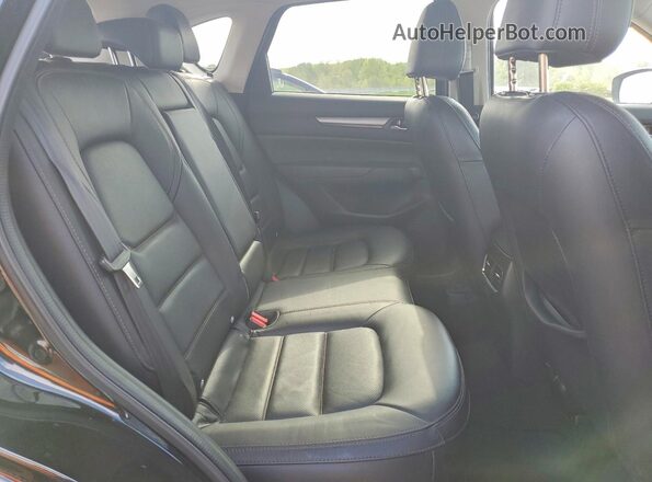 JM3KFBCMXM1406344 2021 MAZDA CX-5 Black Вид задньої частини салону