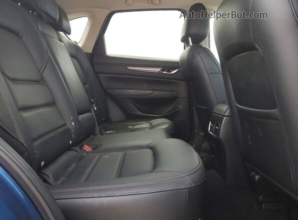 JM3KFBCMXN1571585 2022 MAZDA CX-5 Синий Вид задней части салона